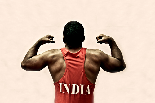 Athlète indien avec le mot Inde inscrit sur son maillot